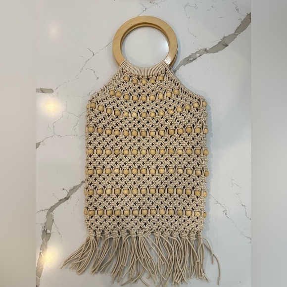 Macrame beach bag with wood, beading, design and wooden circular handles  boho - Picture 6 of 6